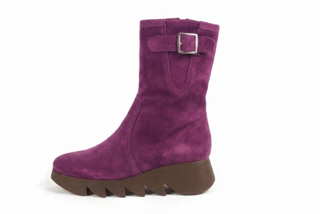 Classic leather ankle boots with a discreet inside zipper, designed for a seamless, elegant silhouette and effortless everyday wear, in plum purple leather with round toe and chunky rubber sculpted sole - Florence KOOIJMAN